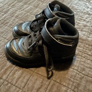Nike Air Force 1 Mid‎ Kids Triple Black Leather Sneakers 314196-004
